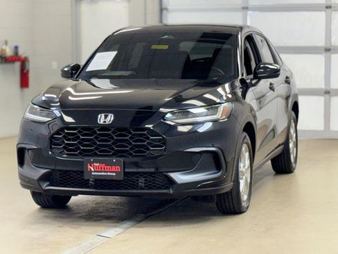 Used 2025 Honda HR-V LX image 3