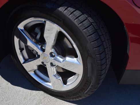 Used 2013 Chevrolet Volt Premium w/ Premium Trim Package image 3