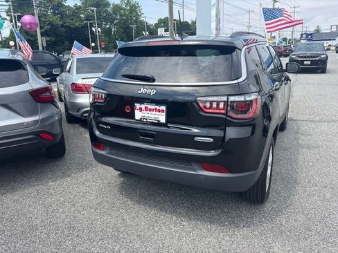 Used 2021 Jeep Compass Latitude w/ Convenience Group AWD/4WD image 13