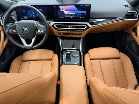 Used 2023 BMW i4 eDrive35 image 15