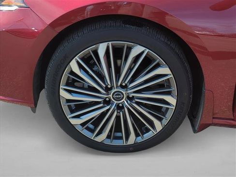 Certified 2024 Nissan Altima 2.5 SL image 22