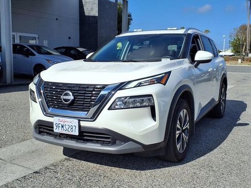 Certified 2023 Nissan Rogue SV w/ SV Premium B Package FWD image 27