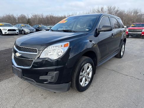 Used 2013 Chevrolet Equinox LS image 2