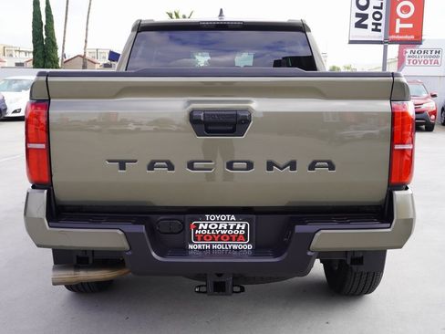 Used 2024 Toyota Tacoma TRD Sport image 6