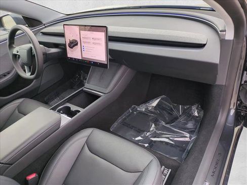 Used 2025 Tesla Model 3 Long Range RWD image 24