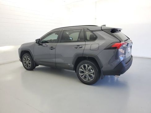 Used 2024 Toyota RAV4 XLE Premium AWD/4WD image 7