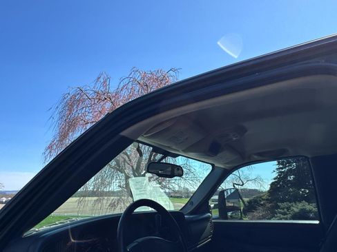 Used 2005 GMC Sierra 2500 SLE w/ Heavy-Duty Power Package image 22