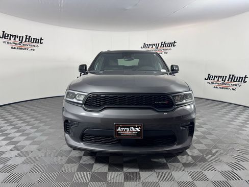 Used 2023 Dodge Durango GT image 3