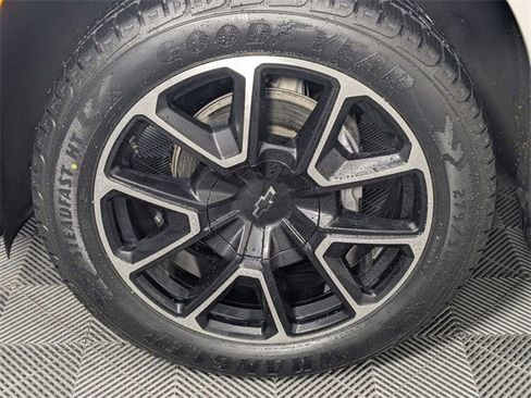 Certified 2023 Chevrolet Suburban RST w/ Luxury Package image 8