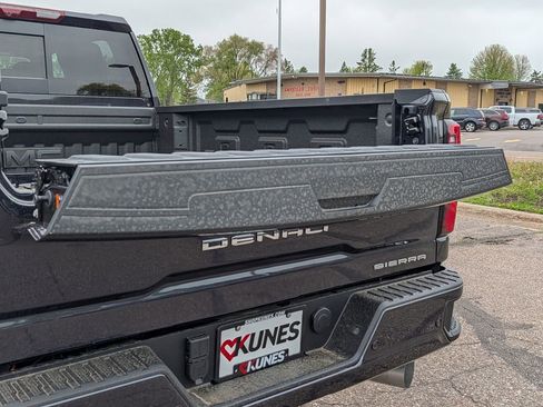 New 2026 GMC Sierra 3500 Denali w/ Denali Reserve Package AWD/4WD image 31