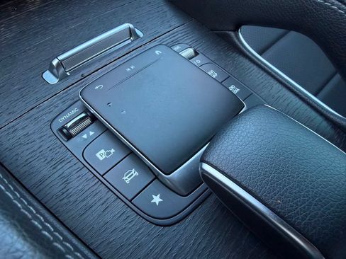 Used 2022 Mercedes-Benz GLE 350 image 21