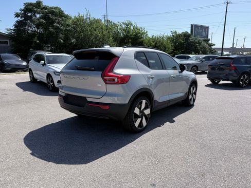 Certified 2023 Volvo XC40 Recharge Ultimate AWD/4WD image 6