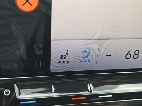 New 2026 Volkswagen Atlas Peak Edition AWD/4WD image 9