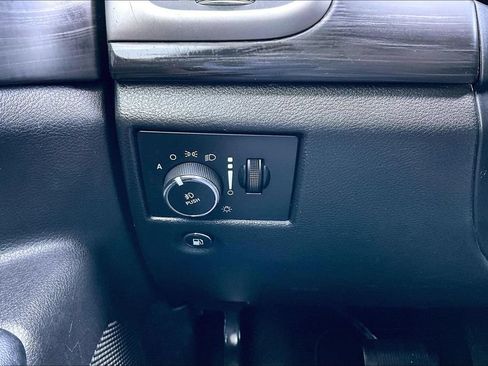 Used 2021 Jeep Grand Cherokee Laredo X AWD/4WD image 15