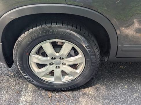 Used 2012 Kia Sorento FWD image 12