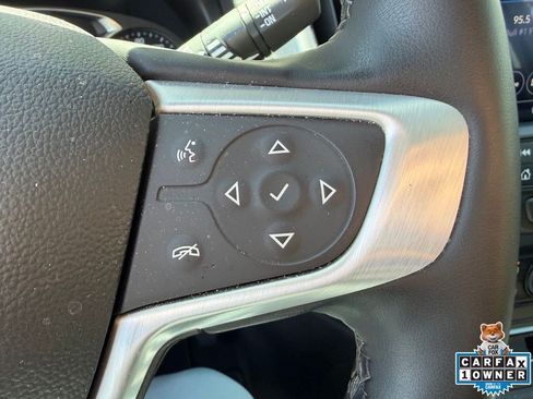Used 2024 GMC Terrain SLT w/ Elevation Edition AWD/4WD image 8