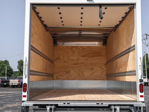 New 2025 Chevrolet Low Cab Forward 5500XG RWD image 32