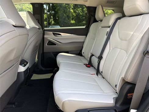 New 2027 INFINITI QX60 Luxe FWD image 28