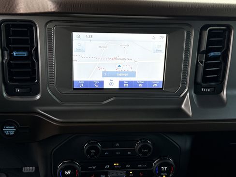 Used 2023 Ford Bronco Outer Banks image 29