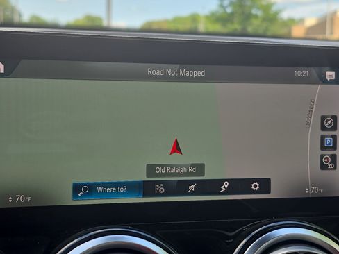 Certified 2022 Mercedes-Benz GLB 250 4MATIC image 21