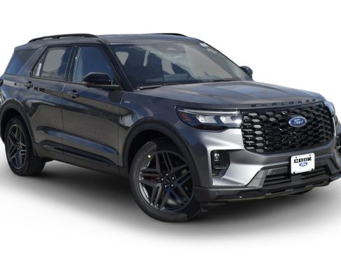 New 2026 Ford Explorer ST-Line w/ ST-Line Street Pack image 3
