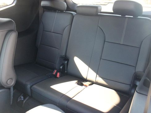 New 2025 GMC Acadia Elevation w/ Elevation Premium Package image 11