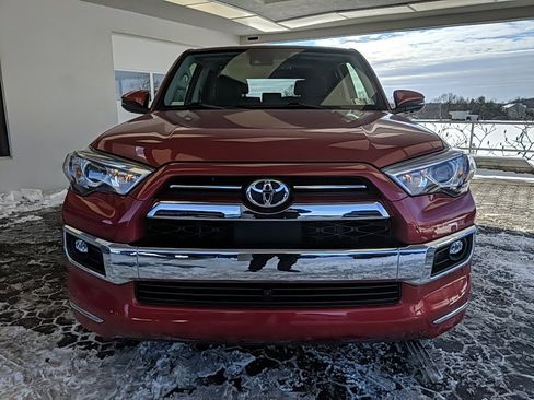 Used 2024 Toyota 4Runner Limited image 2