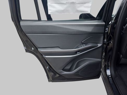 New 2026 Jeep Cherokee Limited image 17