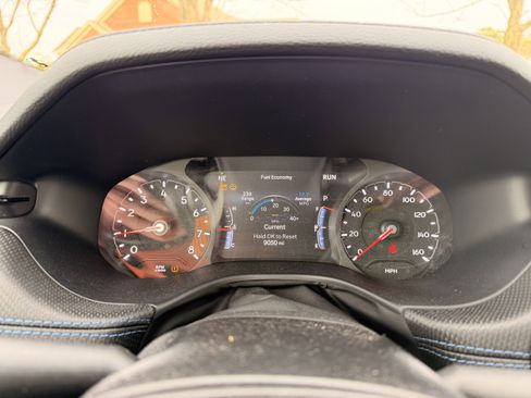 Used 2025 Jeep Compass Latitude w/ Altitude Special Edition image 17