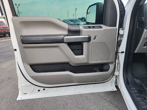 Used 2019 Ford F150 XLT RWD image 24