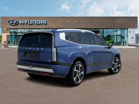 New 2026 Hyundai Ioniq 9 Calligraphy AWD/4WD image 5