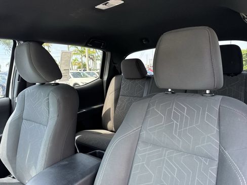 Used 2016 Toyota Tacoma TRD Sport w/ Towing Package RWD image 41