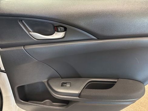 Used 2019 Honda Civic EX image 24