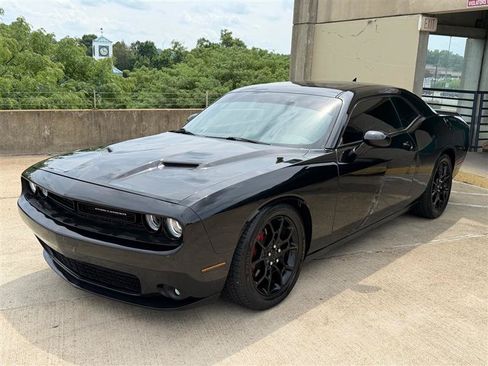 Used 2017 Dodge Challenger GT w/ Premium Sound Group AWD/4WD image 10