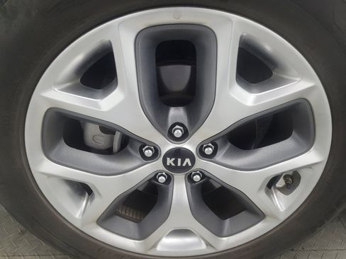 Used 2020 Kia Sorento SX FWD image 31