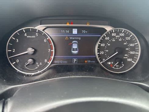 Used 2023 Nissan Altima 2.0 SR FWD image 13