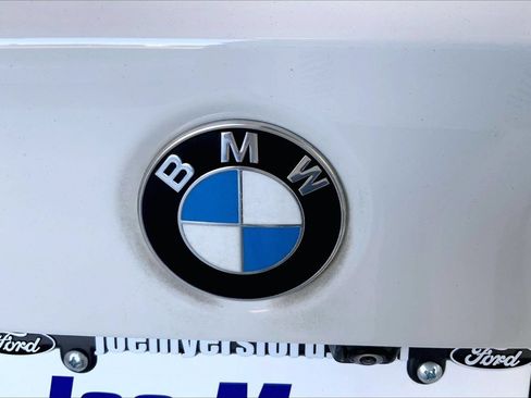 Used 2022 BMW 330i Sedan w/ Convenience Package RWD image 30