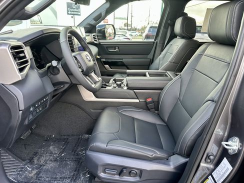 New 2026 Toyota Tundra Limited image 27