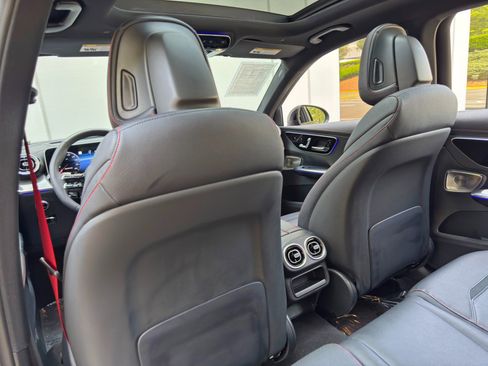 Used 2024 Mercedes-Benz GLC 43 AMG 4MATIC image 42