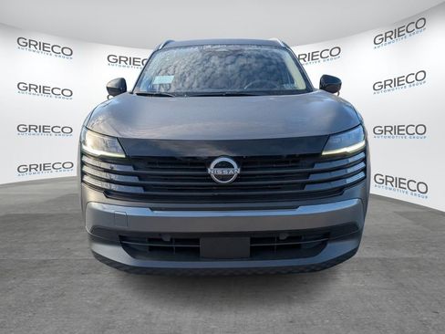 New 2026 Nissan Kicks SV w/ SV Premium Package image 2