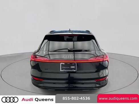 Used 2024 Audi Q8 e-tron Premium Plus w/ Premium Plus Package AWD/4WD image 5
