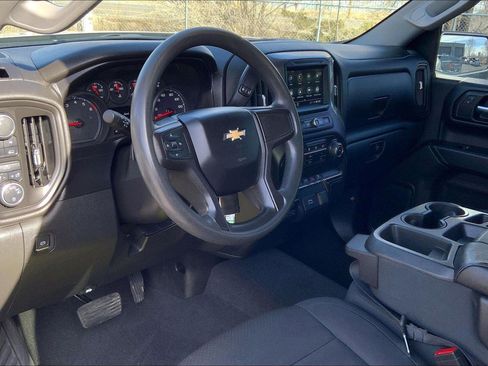 Used 2019 Chevrolet Silverado 1500 Custom w/ Custom Value Package image 14