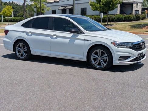 Used 2021 Volkswagen Jetta R-Line FWD image 2