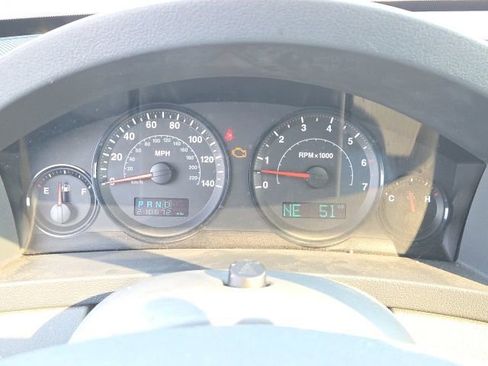 Used 2006 Jeep Grand Cherokee Laredo image 41