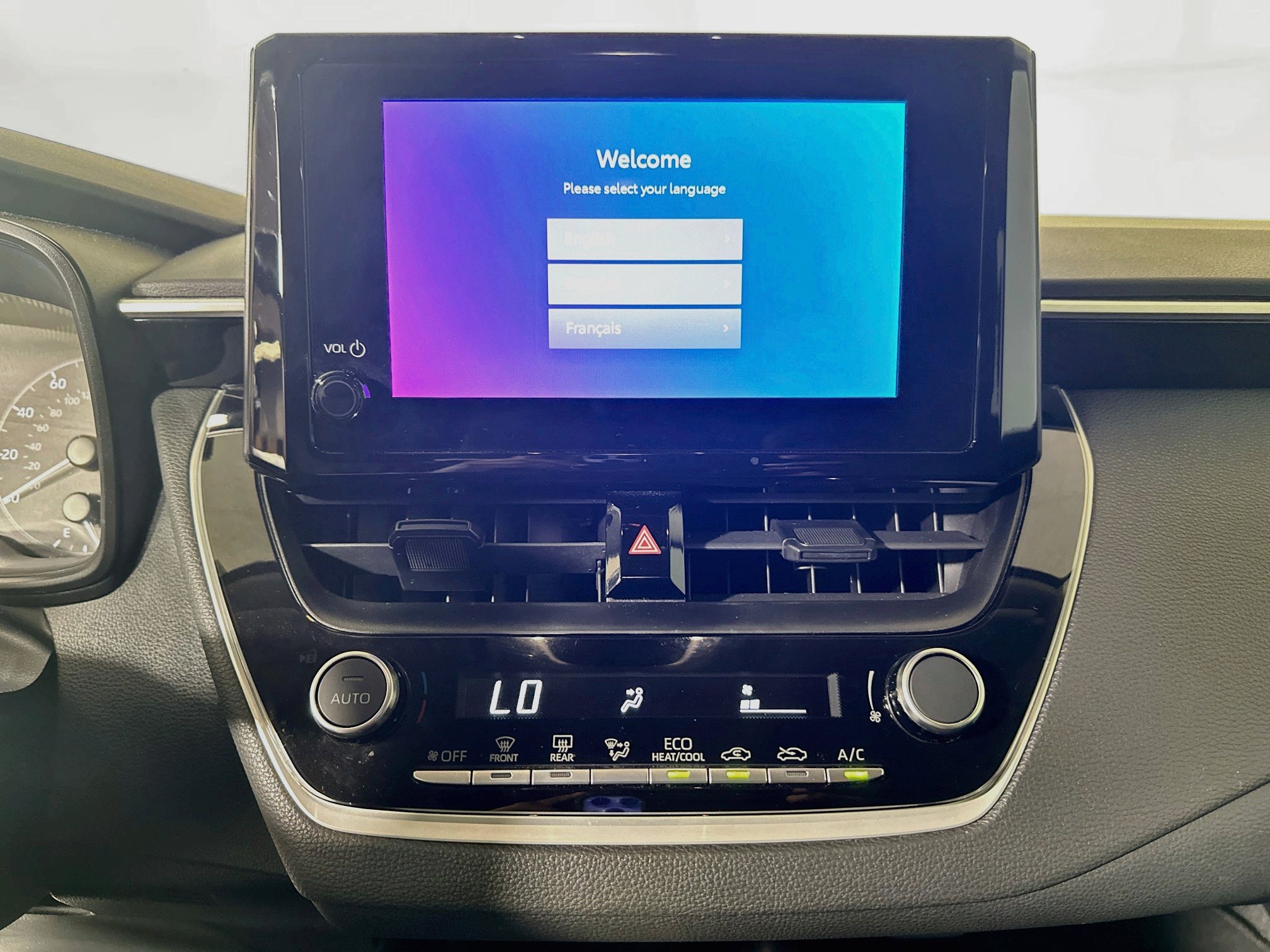 Used 2024 Toyota Corolla LE FWD image 23