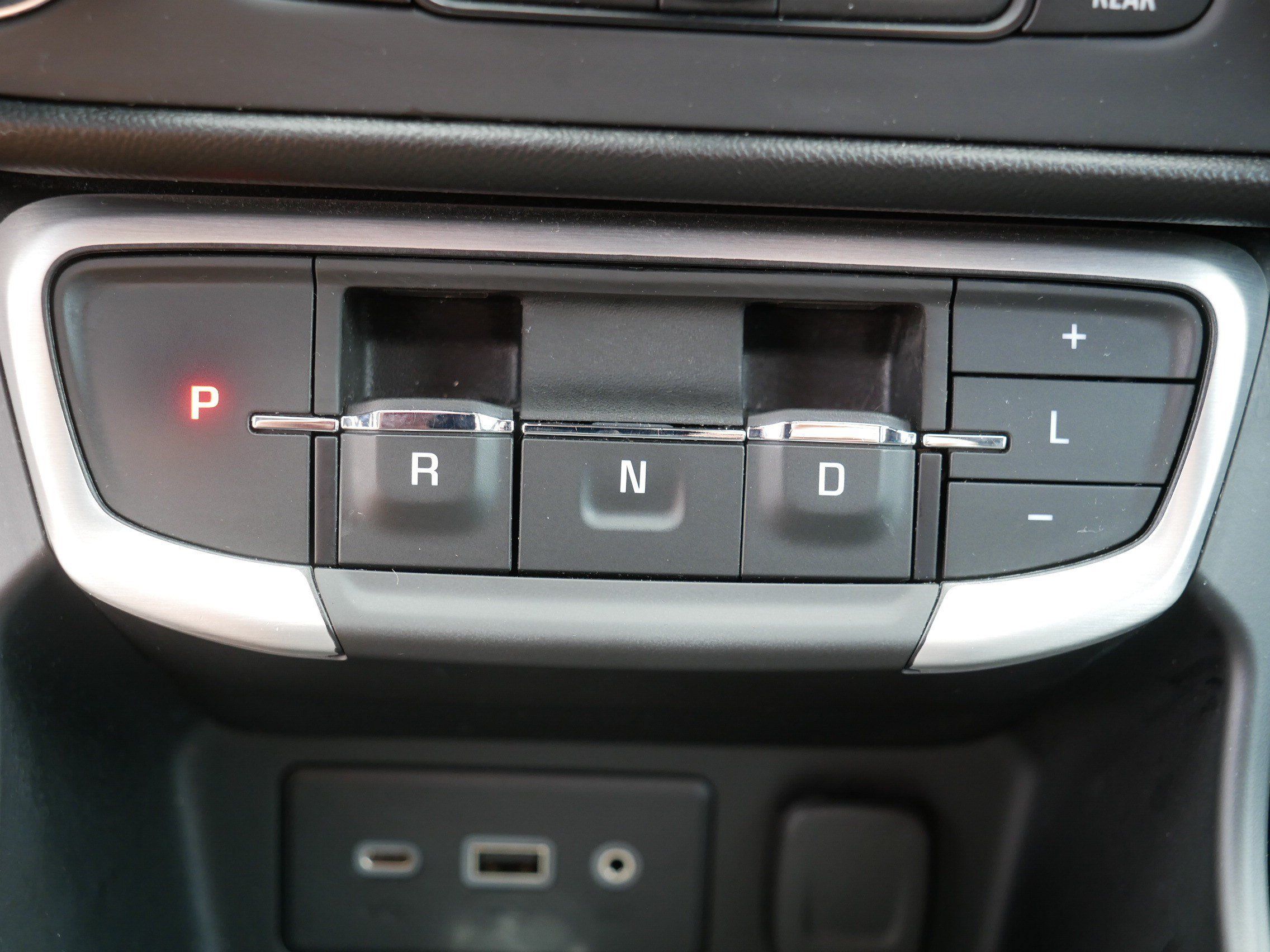 Used 2023 GMC Terrain SLE w/ Driver Convenience Package AWD/4WD image 24
