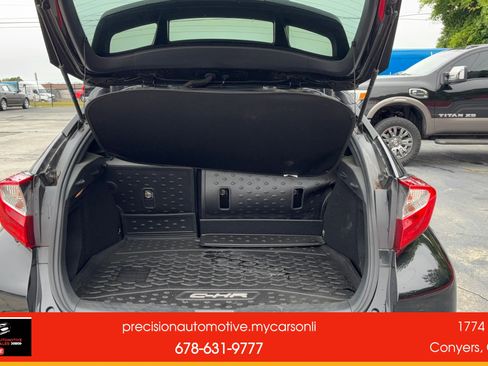 Used 2019 Toyota C-HR XLE FWD image 17