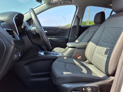 Used 2021 Chevrolet Equinox LT image 14