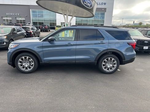New 2026 Ford Explorer Active image 8
