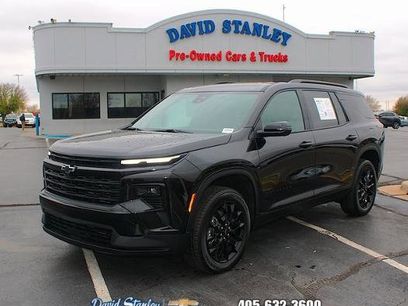 Used 2026 Chevrolet Traverse LT w/ Midnight/Sport Edition